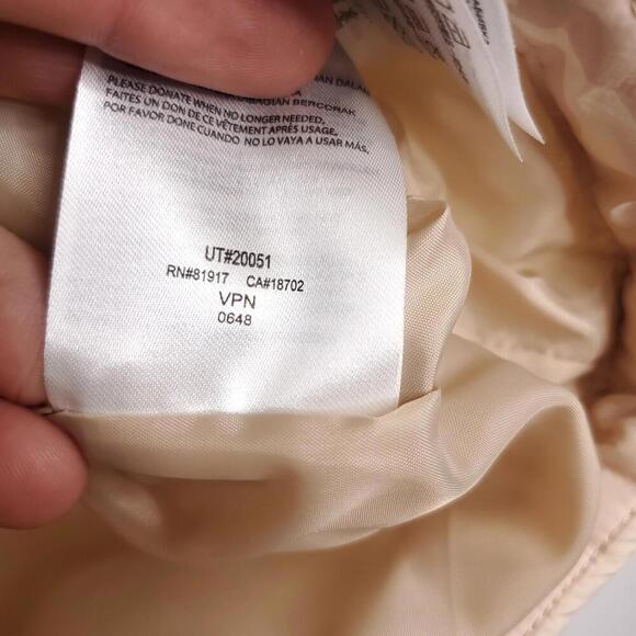 Nike Vest Kids 6x Large Puffer Full Zip Up Graphic Logo - Picture 6 of 8